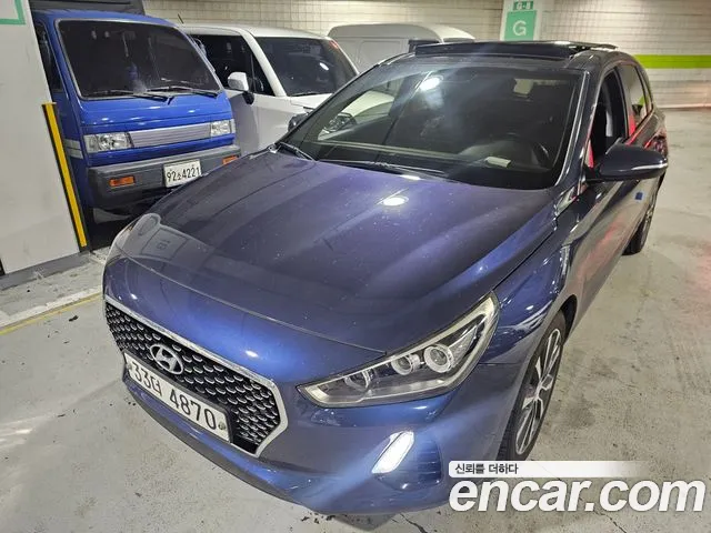 Hyundai i30 2017 thumb 12