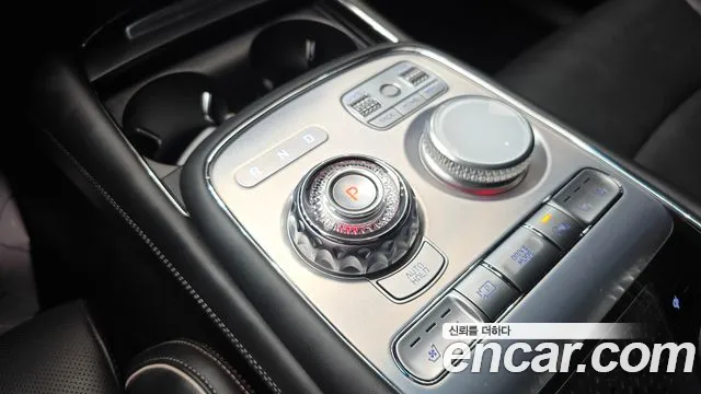 Genesis G90 2022 thumb 9