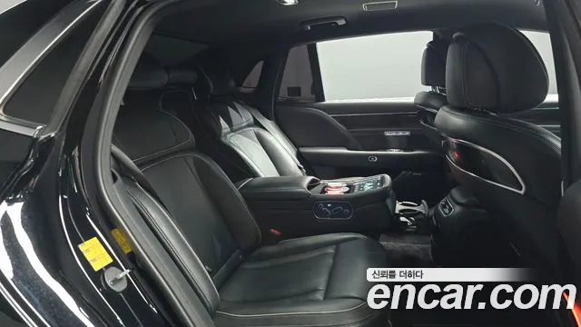 Genesis G90 2022 thumb 11