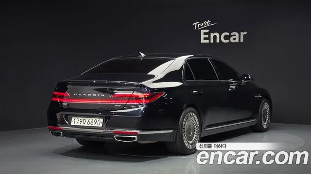 Genesis G90 2020 thumb 2