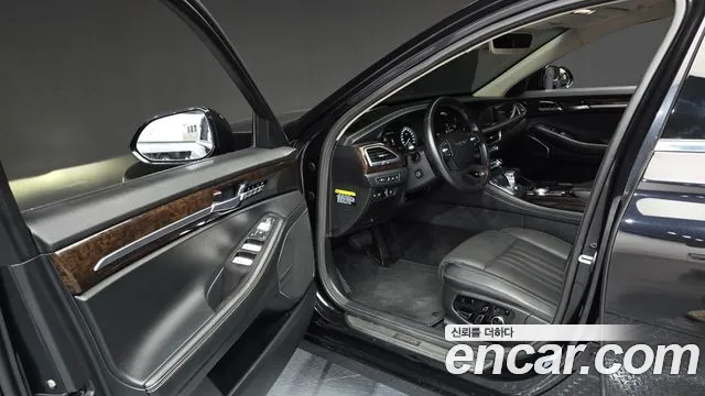 Genesis G90 2020 thumb 10