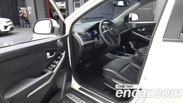 KG_Mobility_Ssangyong KORANDO 2015 thumb 10