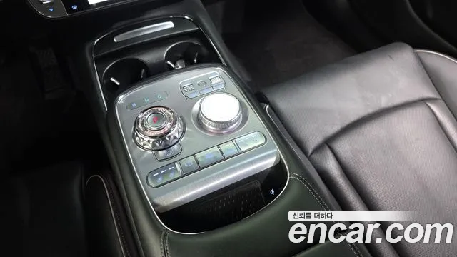 Genesis G90 2023 thumb 9