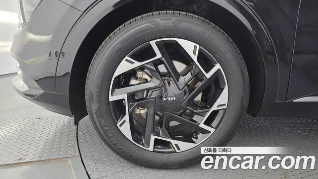 Kia Sportage 2023 thumb 5