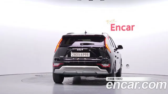 Kia Niro 2022 thumb 4