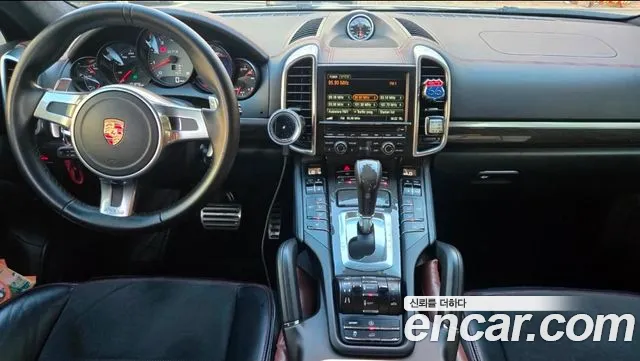 Porsche Cayenne 2013 thumb 8