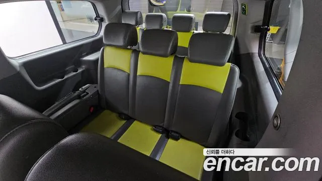 Hyundai Starex 2018 thumb 12