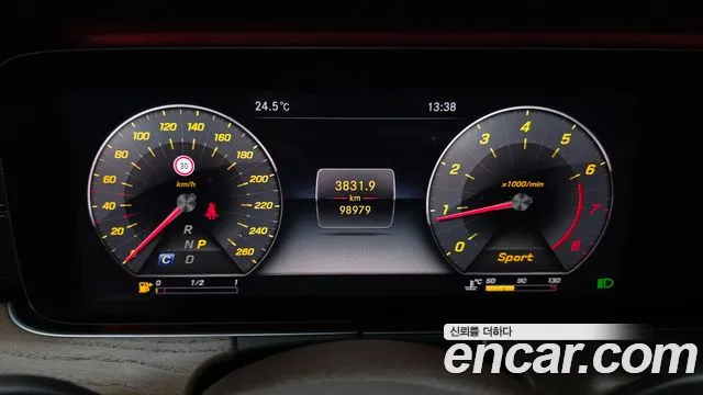 Mercedes-Benz E-Класс 2017 thumb 8