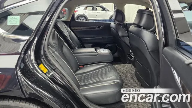 Genesis G80 2020 thumb 11