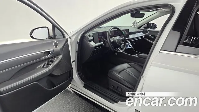 Hyundai Sonata 2025 thumb 10