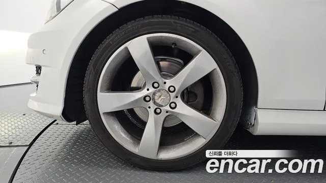 Mercedes-Benz C-Класс 2013 thumb 5