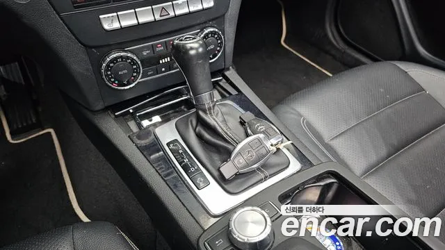 Mercedes-Benz C-Класс 2013 thumb 9