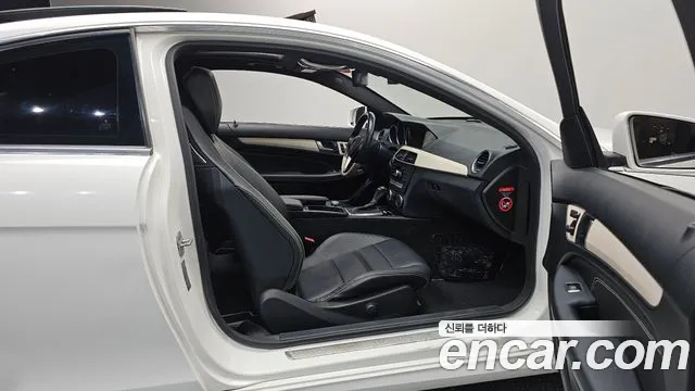 Mercedes-Benz C-Класс 2013 thumb 11
