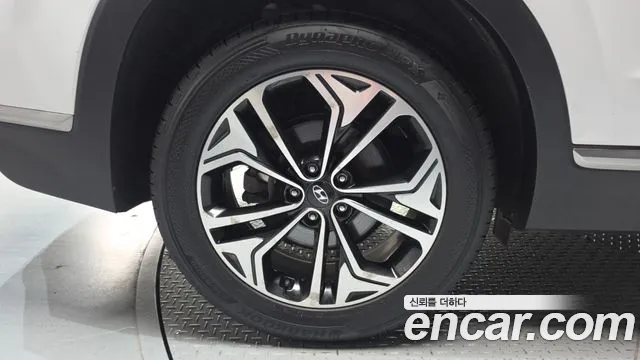 Hyundai Santa Fe 2018 thumb 5