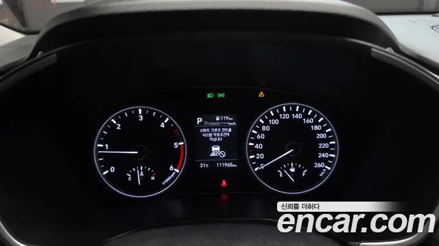 Hyundai Santa Fe 2018 thumb 8