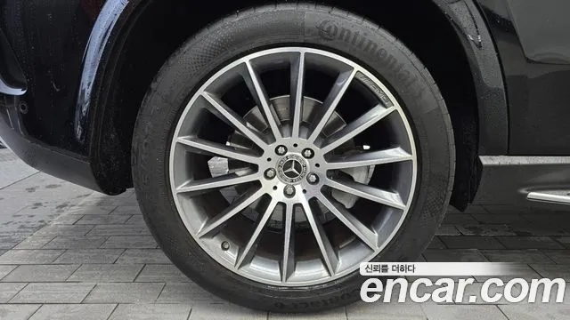 Mercedes-Benz GLE 2024 thumb 5