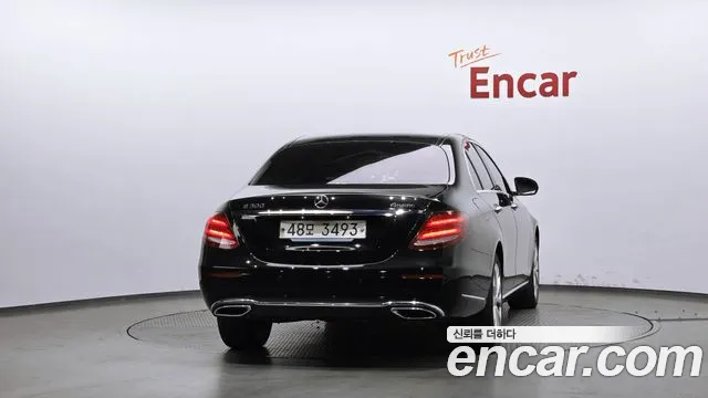 Mercedes-Benz E-Класс 2019 thumb 4