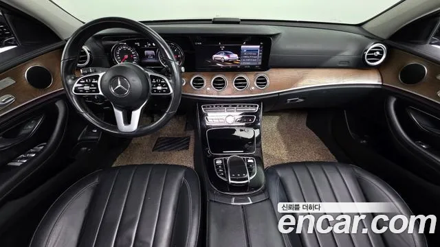Mercedes-Benz E-Класс 2019 thumb 7