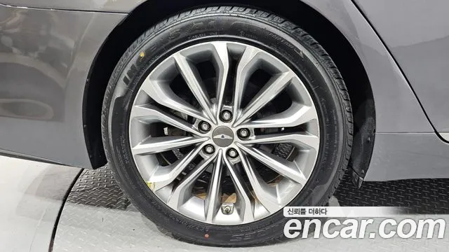 Hyundai Genesis 2016 thumb 5