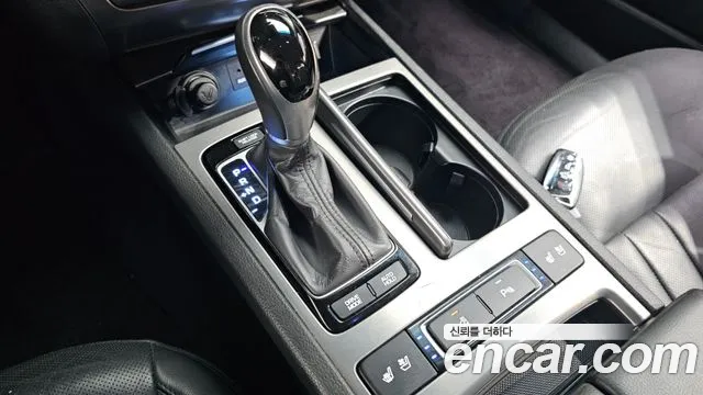 Hyundai Genesis 2016 thumb 9