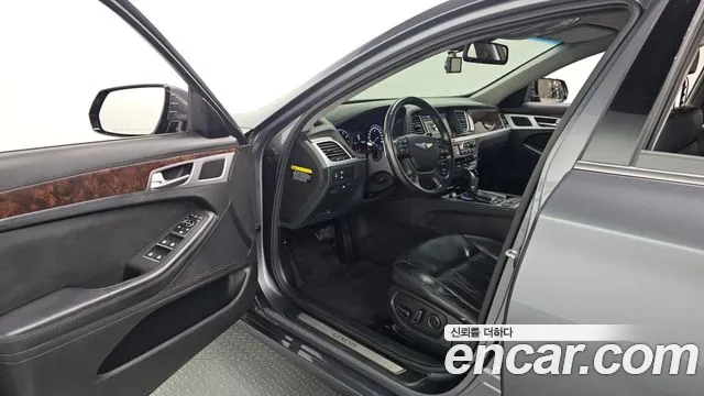Hyundai Genesis 2016 thumb 10