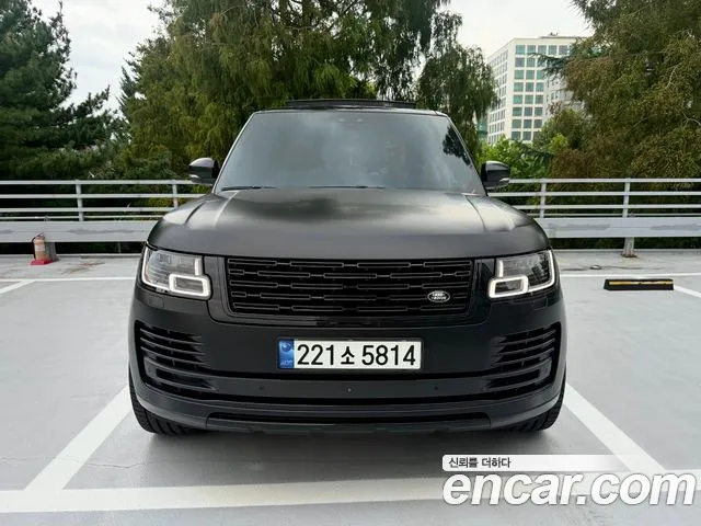 Land Rover Range Rover 2019 thumb 3