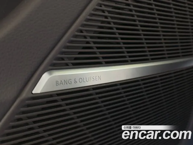 Audi Q8 2026 thumb 9