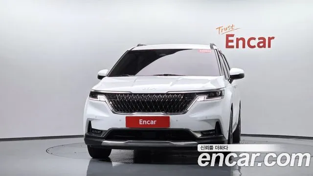 Kia Carnival 2023 thumb 2