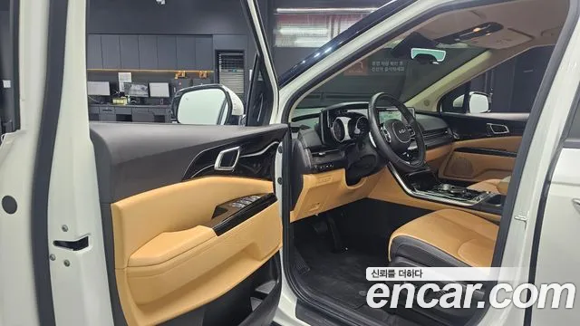 Kia Carnival 2023 thumb 9