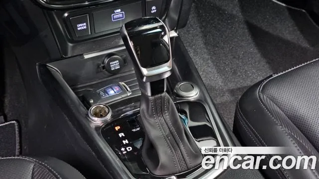 KG_Mobility_Ssangyong TIBOLI 2022 thumb 9