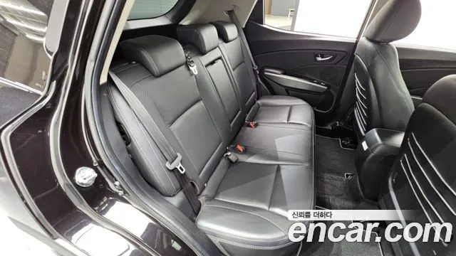 KG_Mobility_Ssangyong TIBOLI 2022 thumb 11