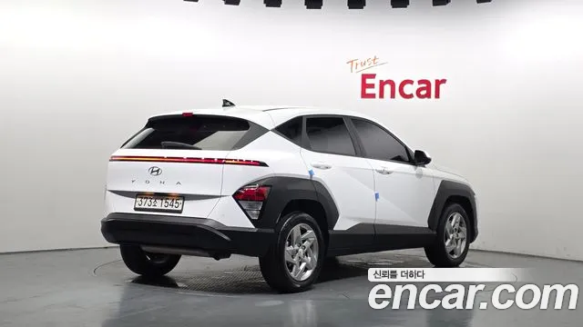 Hyundai Kona 2023 thumb 2