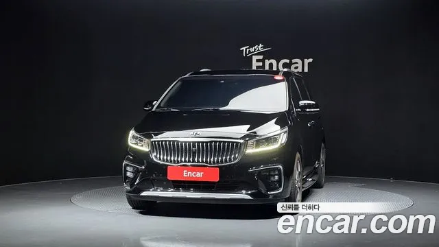Kia Carnival 2019 thumb 3