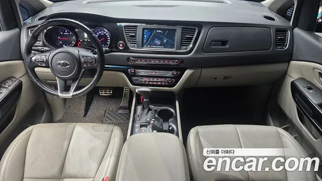 Kia Carnival 2019 thumb 7