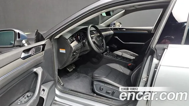 Volkswagen Arteon 2019 thumb 10