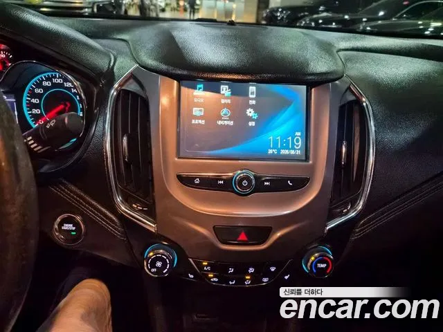 ChevroletGMDaewoo Cruze 2017 thumb 10