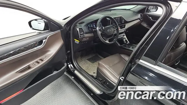 Hyundai Grandeur 2018 thumb 11