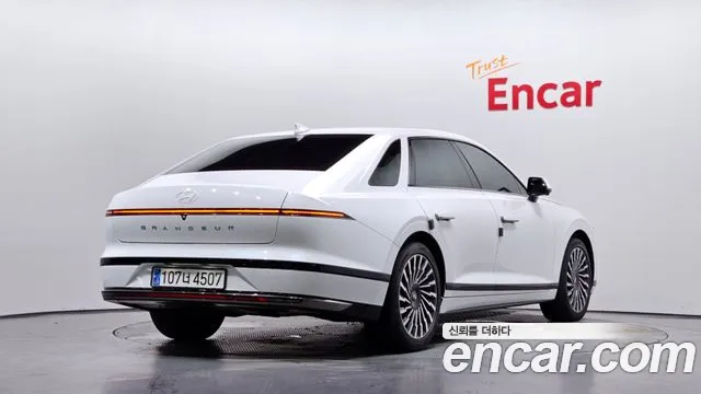 Hyundai Grandeur 2024 thumb 2