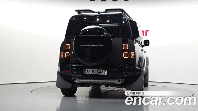 Land Rover Defender 2026 thumb 4