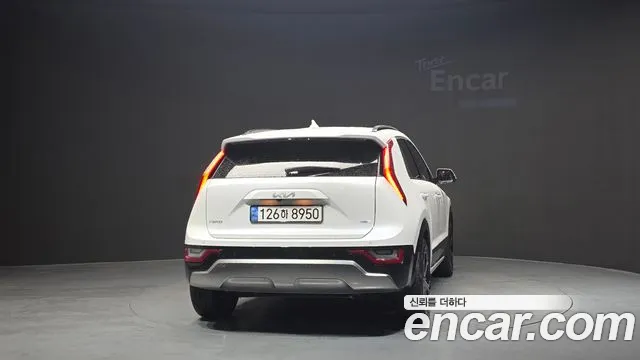 Kia Niro 2022 thumb 4