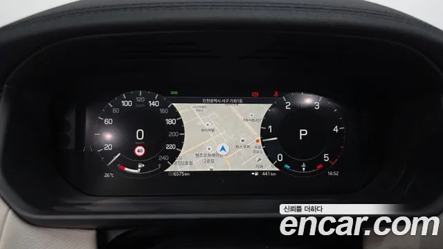 Land Rover Discovery 2025 thumb 8