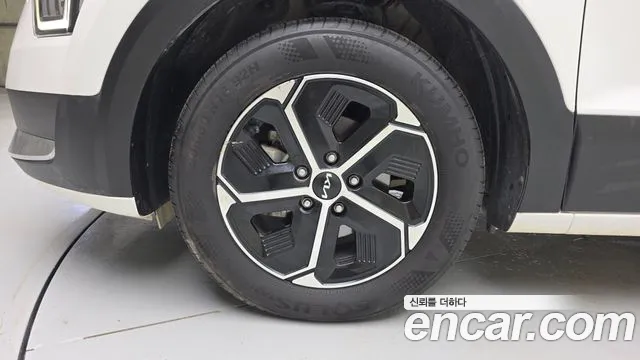Kia Niro 2024 thumb 5