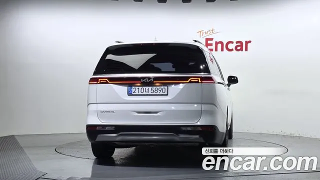 Kia Carnival 2022 thumb 4