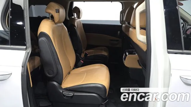 Kia Carnival 2022 thumb 12