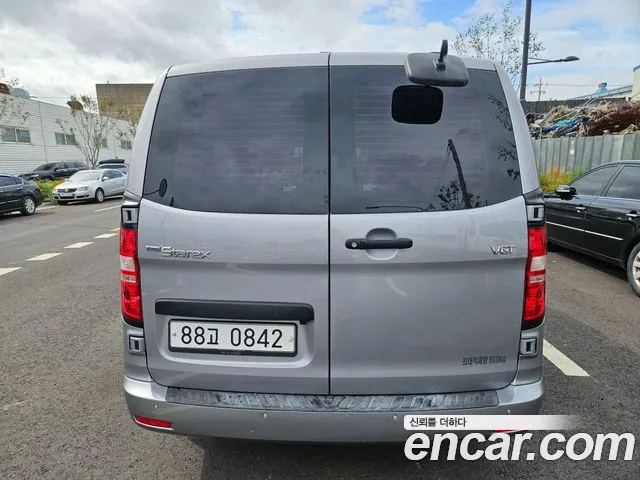 Hyundai Starex 2018 thumb 4