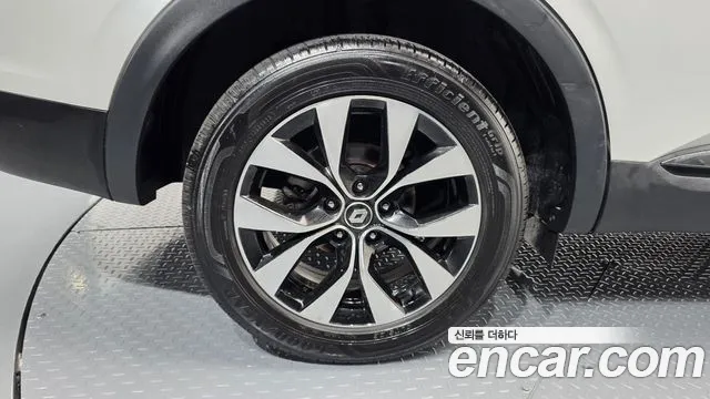 Renault-KoreaSamsung Arkana 2022 thumb 5