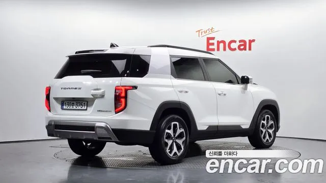 KG_Mobility_Ssangyong Torres 2023 thumb 2