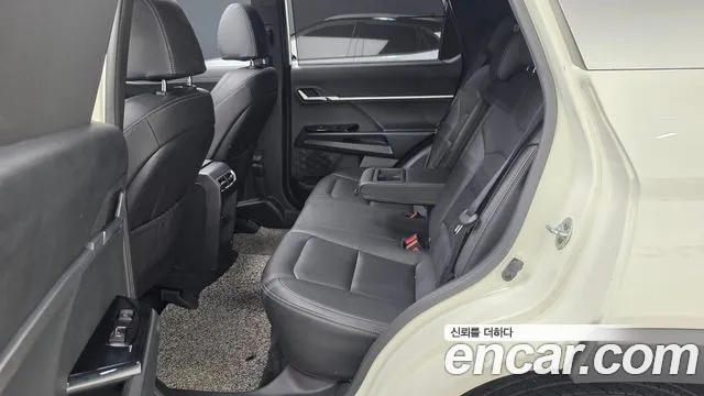 KG_Mobility_Ssangyong Torres 2023 thumb 12