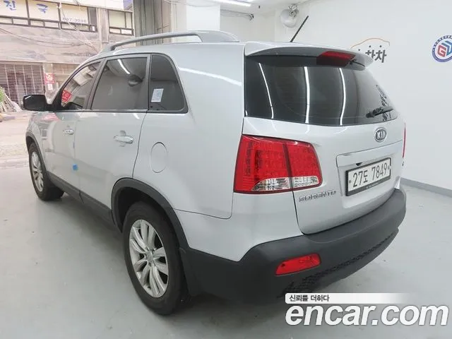Kia Sorento 2011 thumb 3