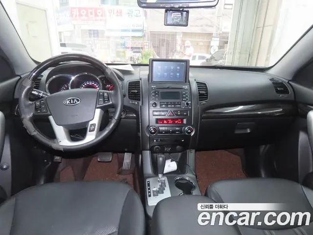 Kia Sorento 2011 thumb 5
